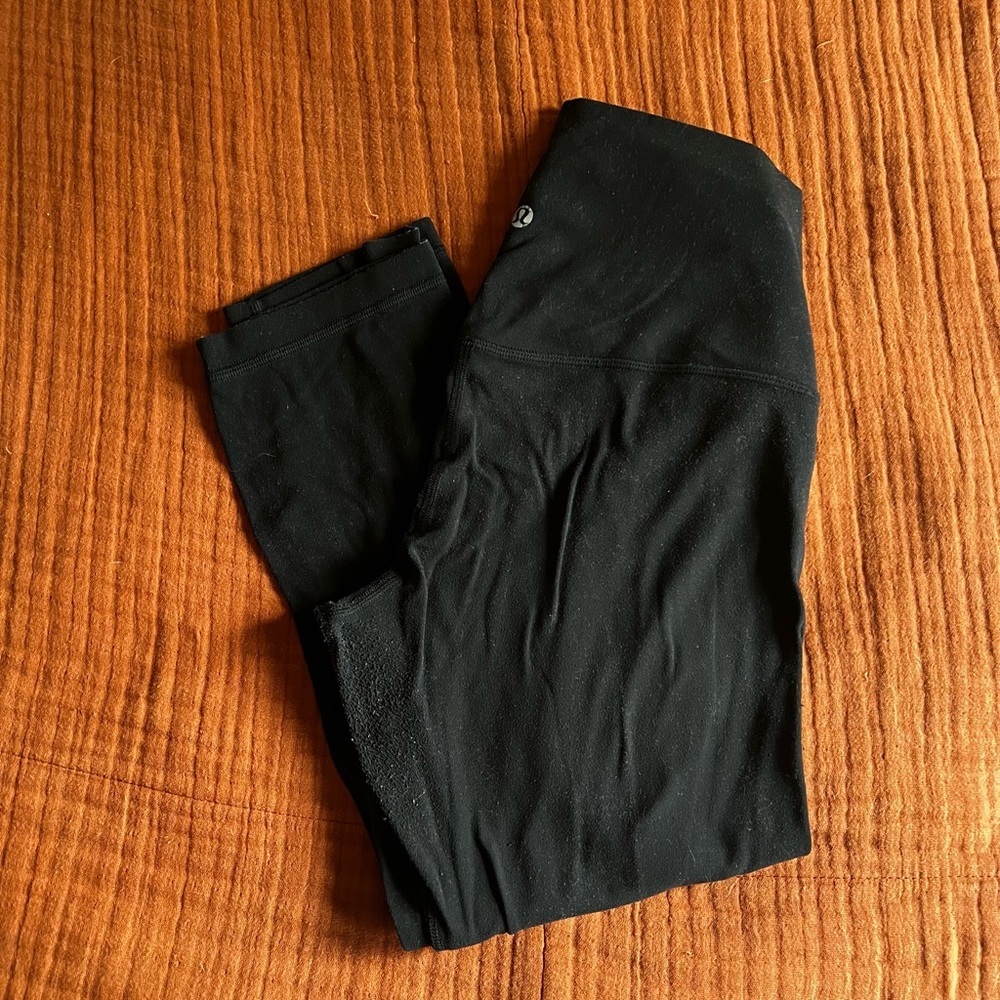 Lululemon black align high waisted crop